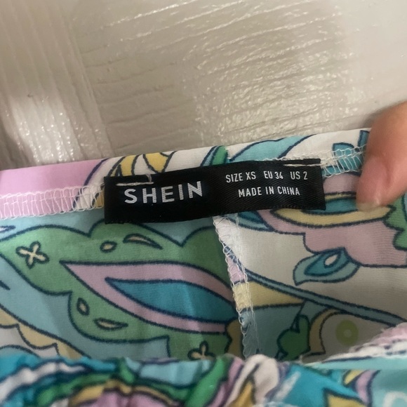 SHEIN Paisley Print Puff Sleeve Tied Back Dress - Picture 3 of 5